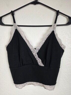 Vintage Y2K 90s Papaya Black Ribbed Lace Trim Crop Top XS